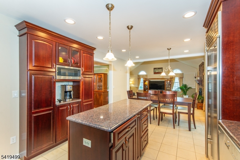 4 Summit Lane Flanders, NJ 07836 - Photo 9 of 50