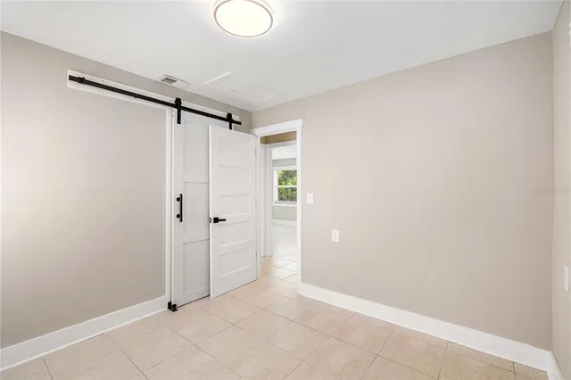 $3,300 | 231 East Madeira Avenue, Madeira Beach, FL 33708