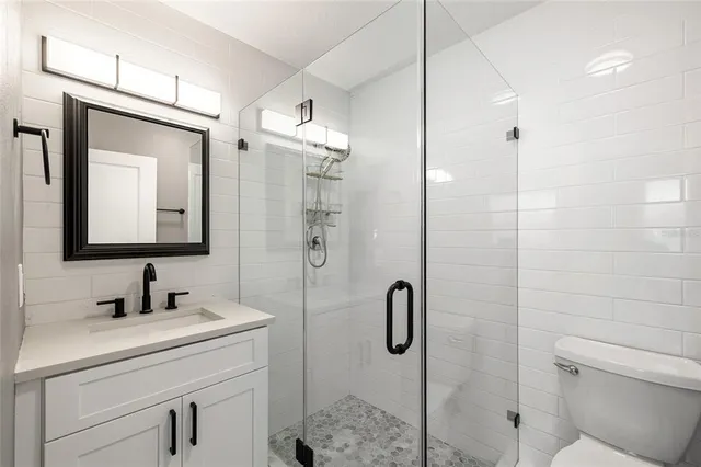 $3,300 | 231 East Madeira Avenue, Madeira Beach, FL 33708