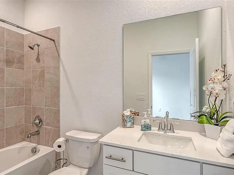10896 Pinot Drive Venice, FL 34293 - Photo 18 of 37