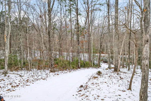 $700,000 | 1086 Pearl Hinds Road, Jamestown, TN 38556