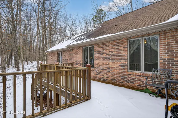 $700,000 | 1086 Pearl Hinds Road, Jamestown, TN 38556