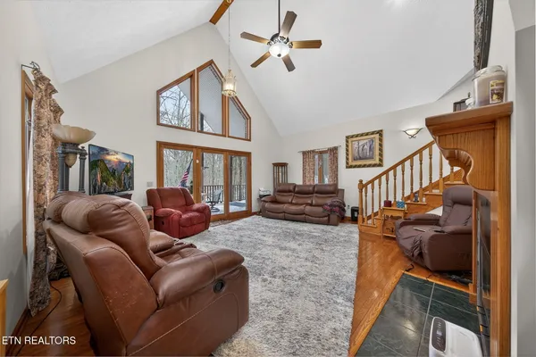 $700,000 | 1086 Pearl Hinds Road, Jamestown, TN 38556