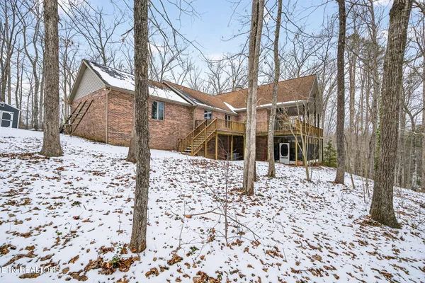 $700,000 | 1086 Pearl Hinds Road, Jamestown, TN 38556