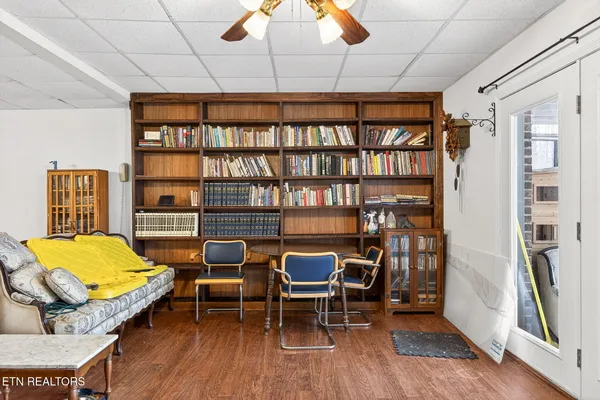 $700,000 | 1086 Pearl Hinds Road, Jamestown, TN 38556