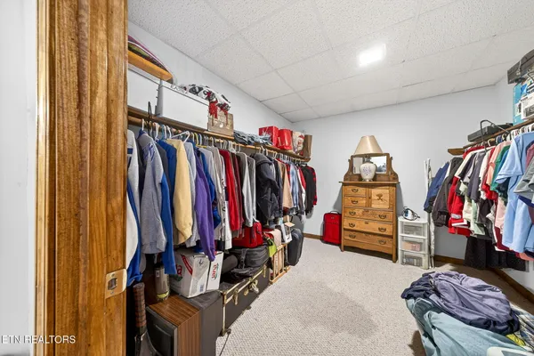 $700,000 | 1086 Pearl Hinds Road, Jamestown, TN 38556