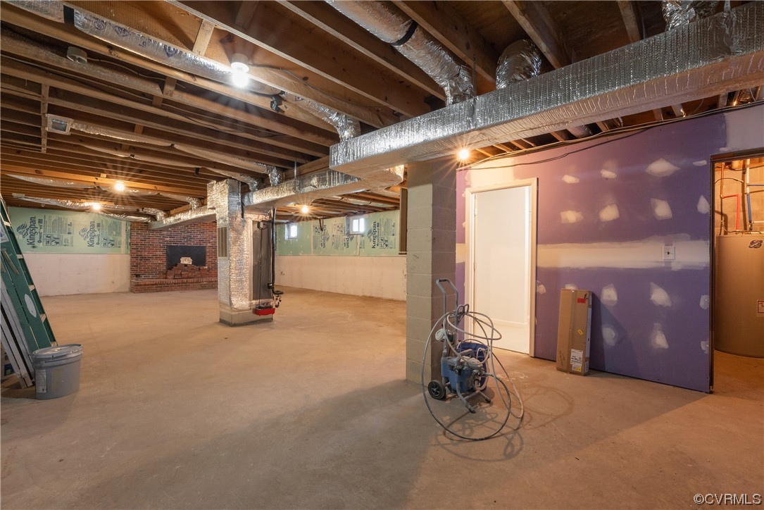 320 Courtney Road Lancaster, VA 22503 - Photo 24 of 43 a view of a room with gym equipment