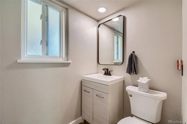 $3,595 | 7465 East Kenyon Avenue, Denver, CO 80237