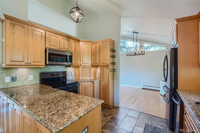 $3,595 | 7465 East Kenyon Avenue, Denver, CO 80237