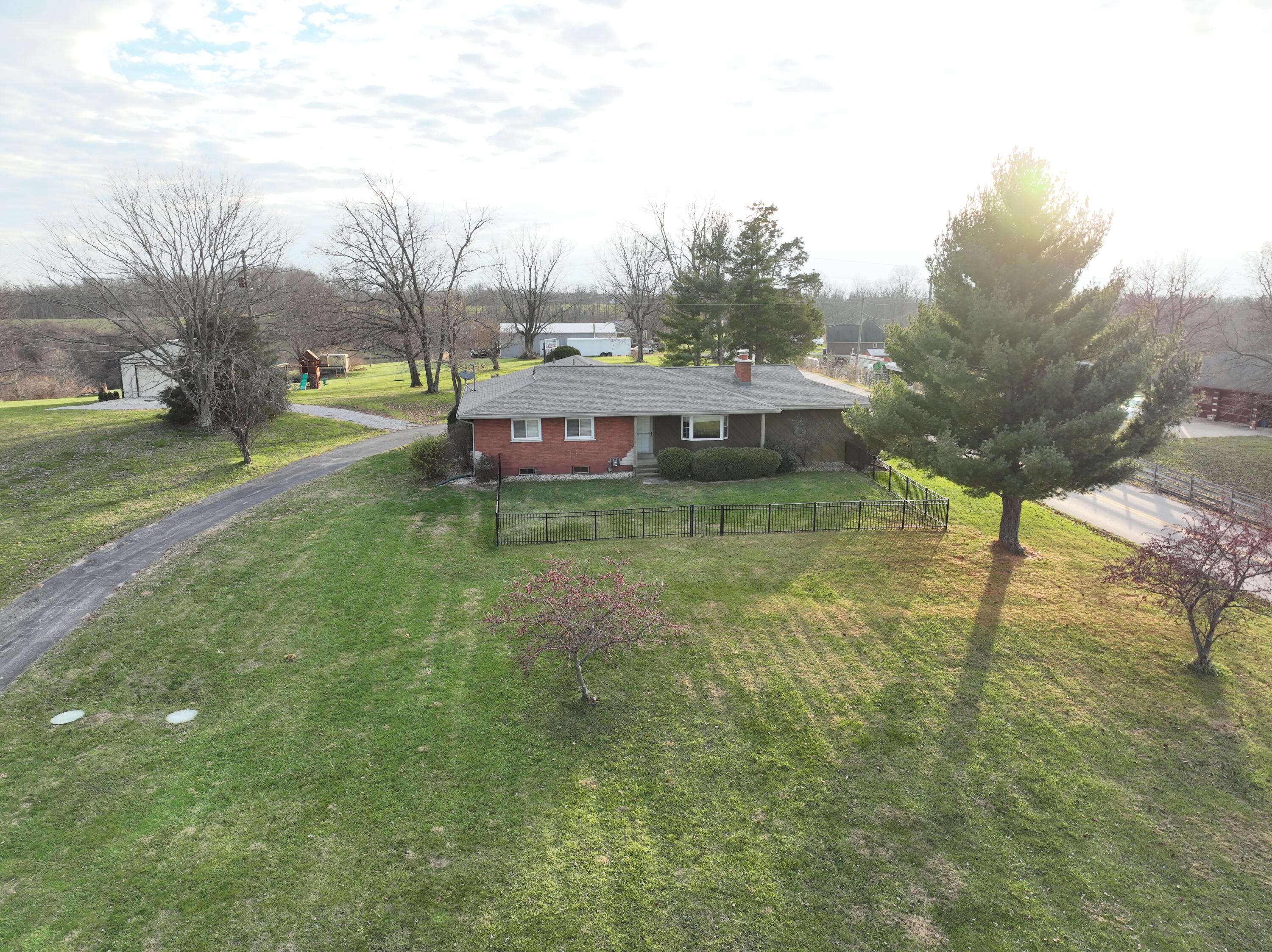 10811 Graven Road Walton, KY 41094 - Photo 1 of 25