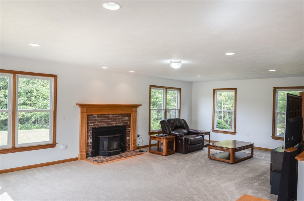 98 Coburn Road Berlin, MA 01503 - Photo 15 of 42 Gallery Image 15