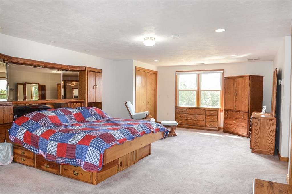 98 Coburn Road Berlin, MA 01503 - Photo 30 of 42 Gallery Image 30