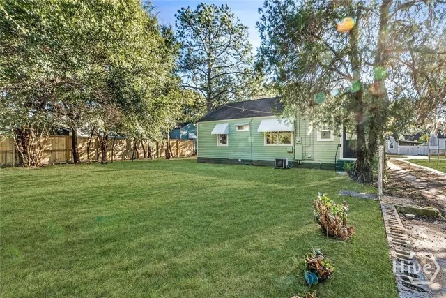 $2,200 | 2140 East 42nd Street, Savannah, GA 31404