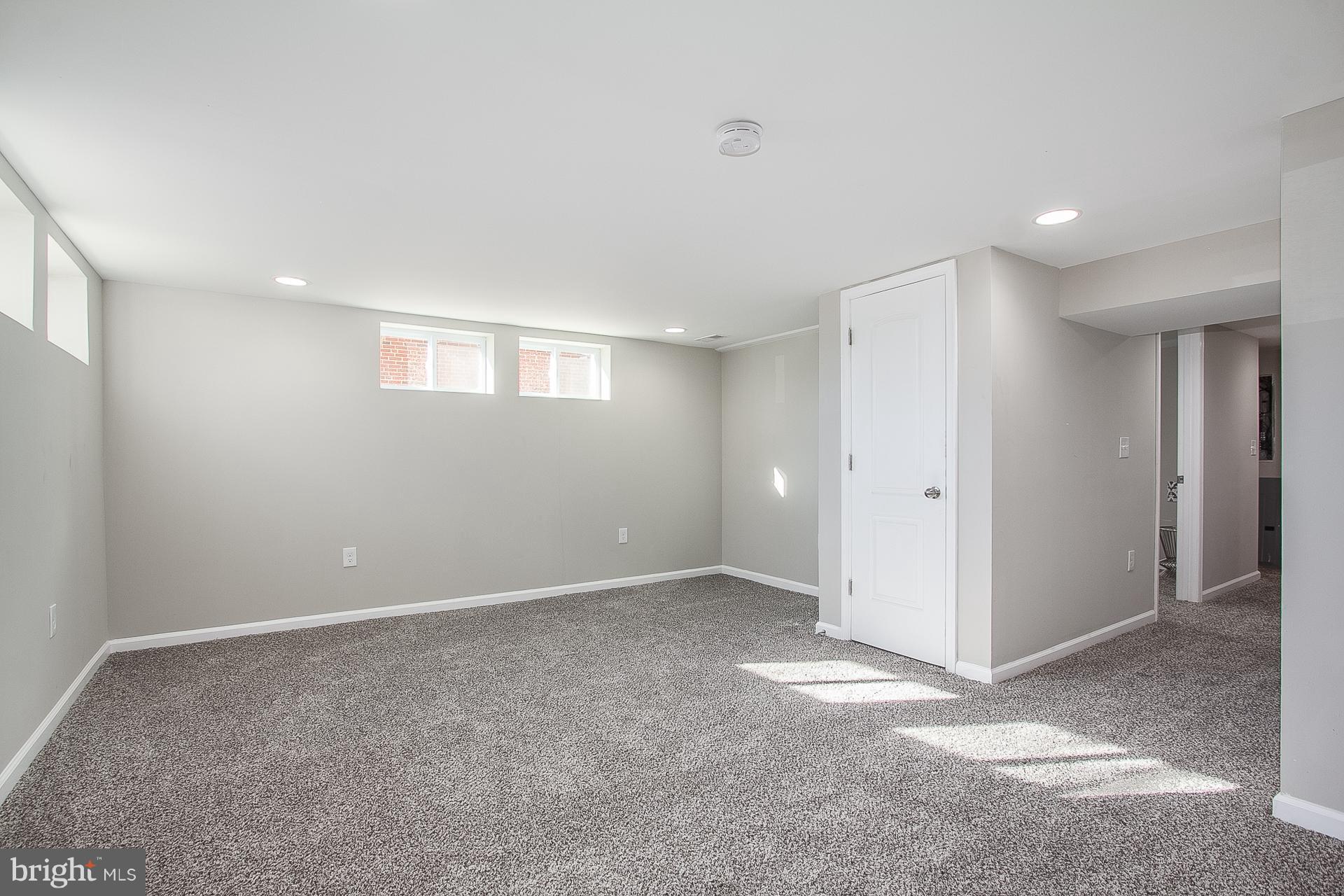 920 Dartmouth Road Baltimore, MD 21212 - Photo 20 of 30 Family Room
