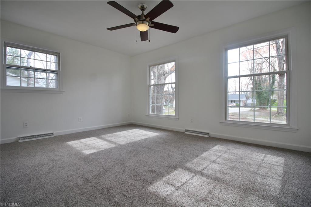 3305 Dillon Road Jamestown, NC 27282 - Photo 11 of 15 Gallery Image 11