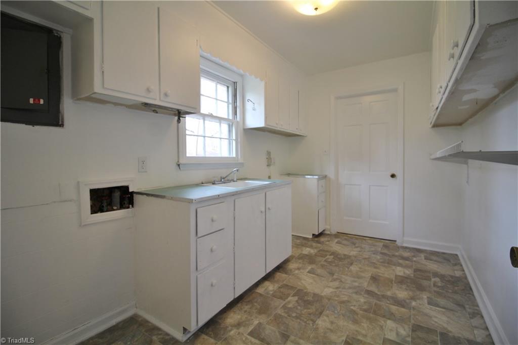 3305 Dillon Road Jamestown, NC 27282 - Photo 13 of 15 Gallery Image 13
