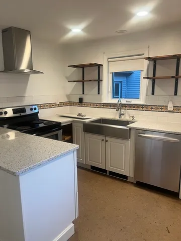 $3,300 | 80 Pine Street, Swampscott, MA 01907