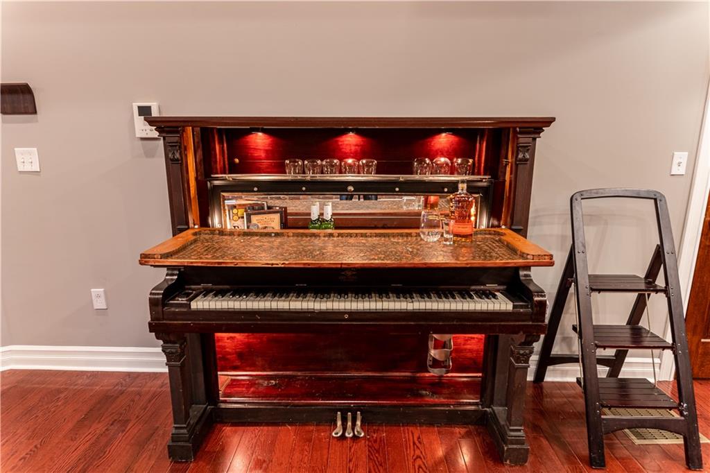 4413 Butler Street, Unit 2 Pittsburgh, PA 15201 - Photo 4 of 25 Gallery Image 4