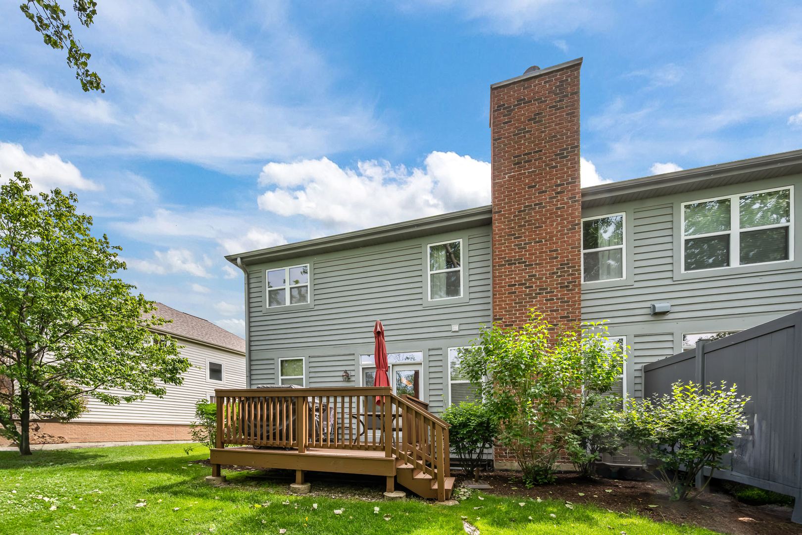 724 Samson Way Northbrook, IL 60062 - Photo 16 of 21