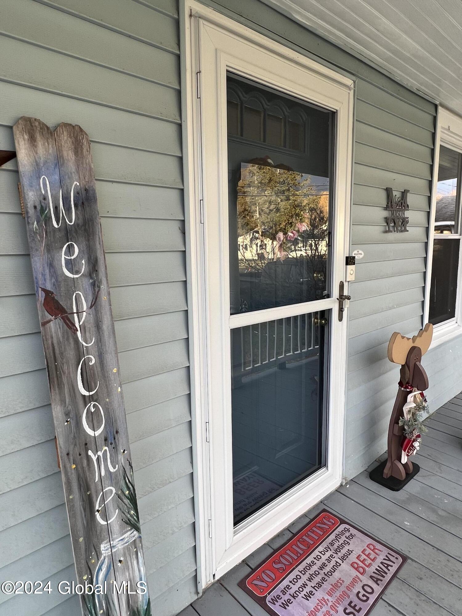 227 Taurus Road Niskayuna, NY 12304 - Photo 21 of 35 Photo Jan 13 2024, 3 49 10 PM