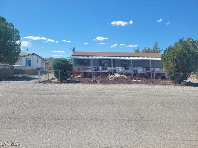 $1,700 | 1060 South Bunch Street, Pahrump, NV 89048