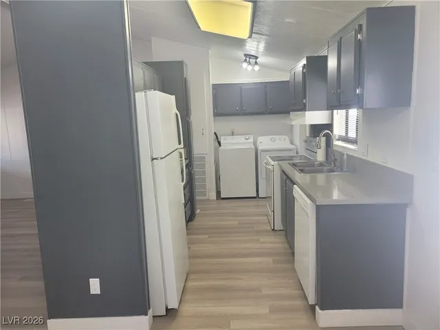 $1,700 | 1060 South Bunch Street, Pahrump, NV 89048