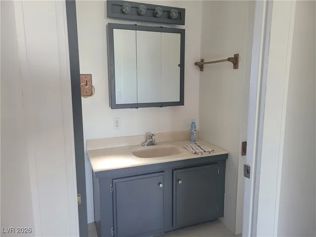 $1,700 | 1060 South Bunch Street, Pahrump, NV 89048