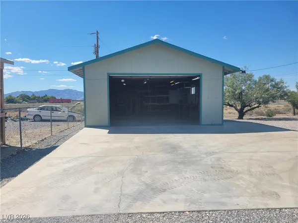 $1,650 | 1060 South Bunch Street, Pahrump, NV 89048