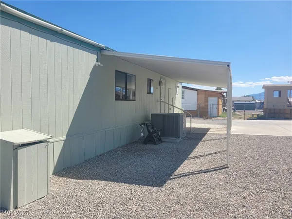 $1,650 | 1060 South Bunch Street, Pahrump, NV 89048