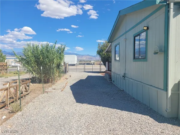 $1,650 | 1060 South Bunch Street, Pahrump, NV 89048