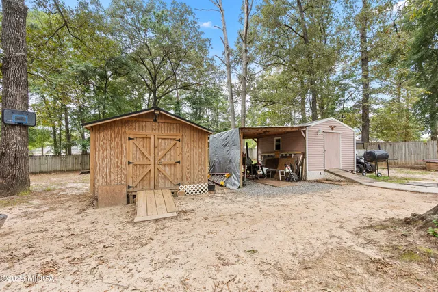 $320,000 | 104 Alton Woods Drive, Warner Robins, GA 31088