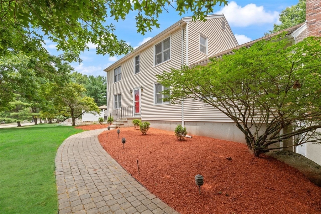 10 Cheshire Road Sharon, MA 02067 - Photo 38 of 41