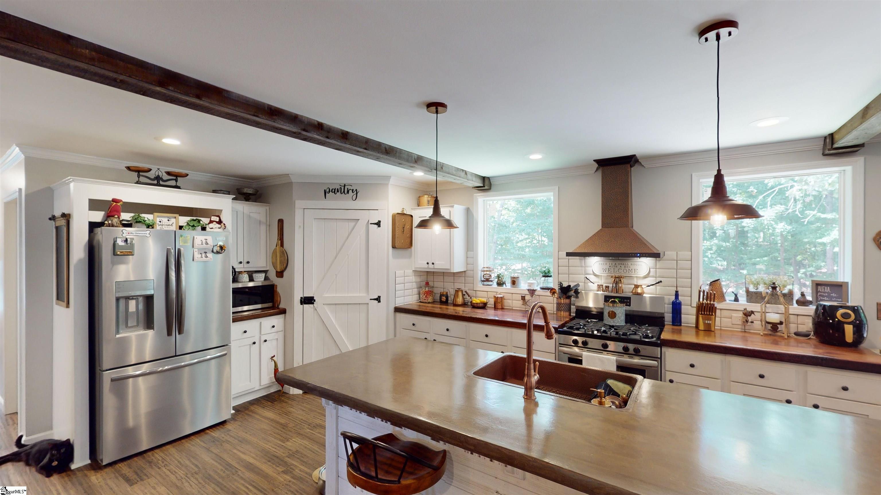 3861 Durham Road Greer, SC 29651 - Photo 4 of 30 Gallery Image 4