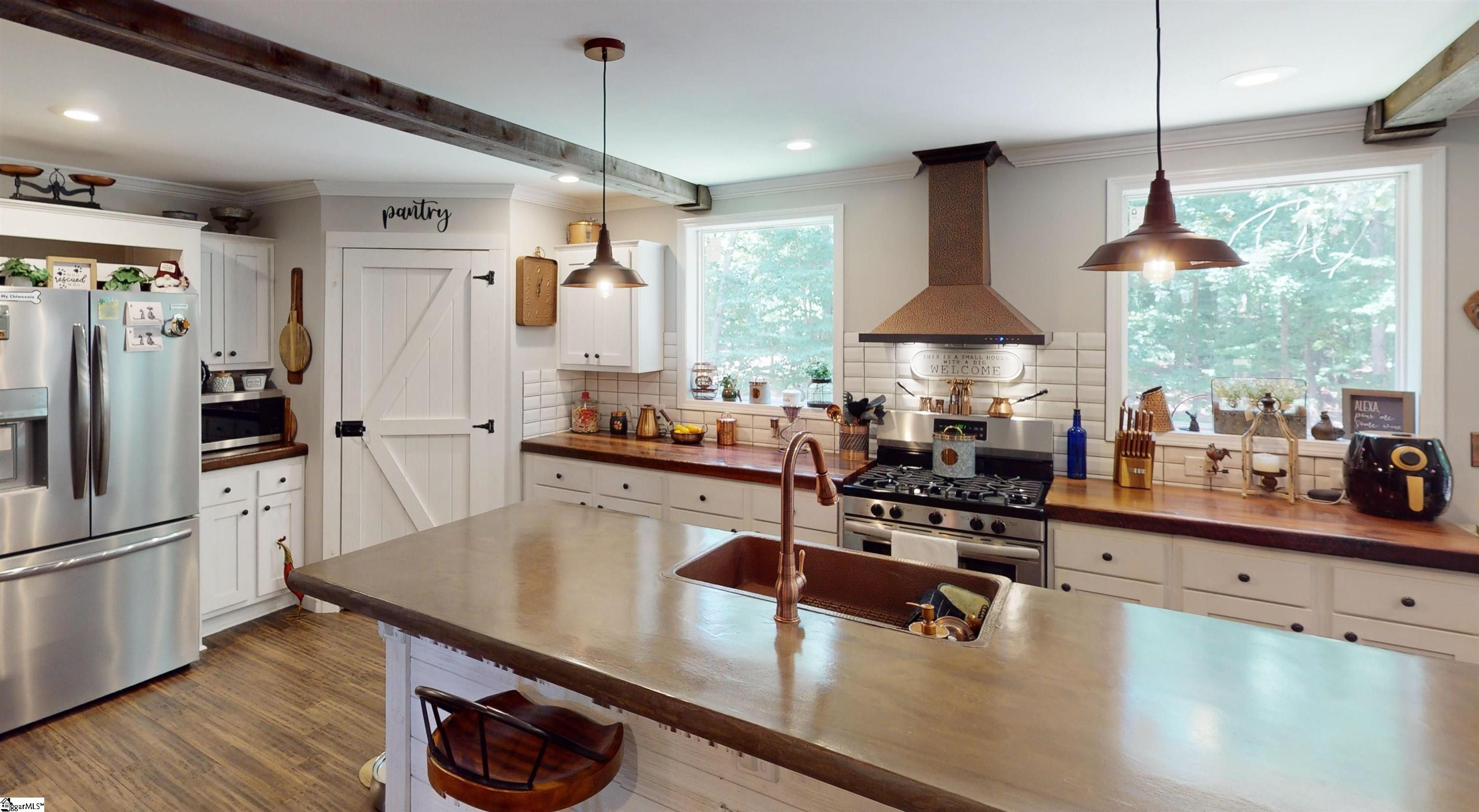 3861 Durham Road Greer, SC 29651 - Photo 5 of 30 Gallery Image 5
