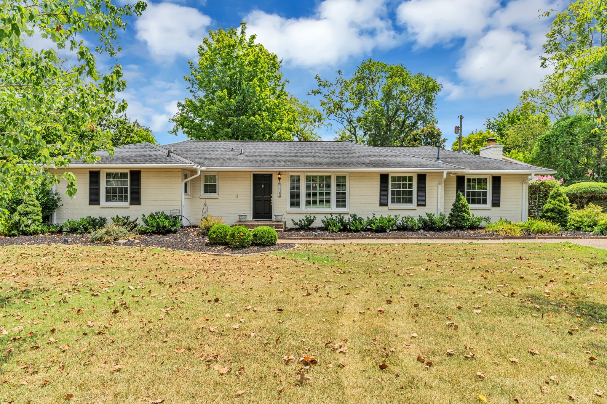 6013 Cargile Road Nashville, TN 37205 - Photo 3 of 64 Gallery Image 3