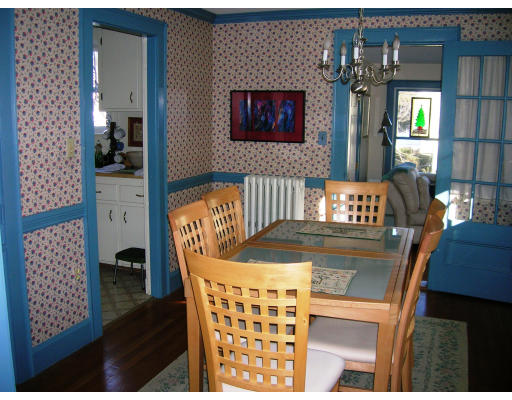 338 Warren Street Needham, MA 02492 - Photo 3 of 8 Gallery Image 3