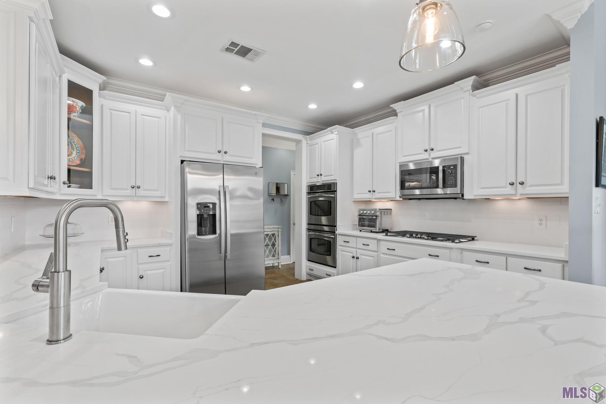 75 Robyn Place Mandeville, LA 70471 - Photo 6 of 35