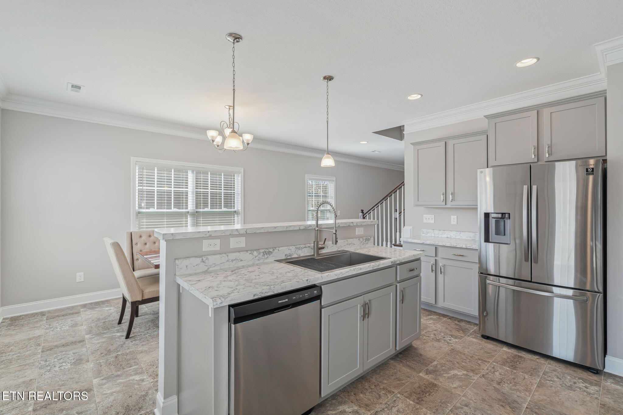 133 Fallberry Street Oak Ridge, TN 37830 - Photo 16 of 60 Kitchen