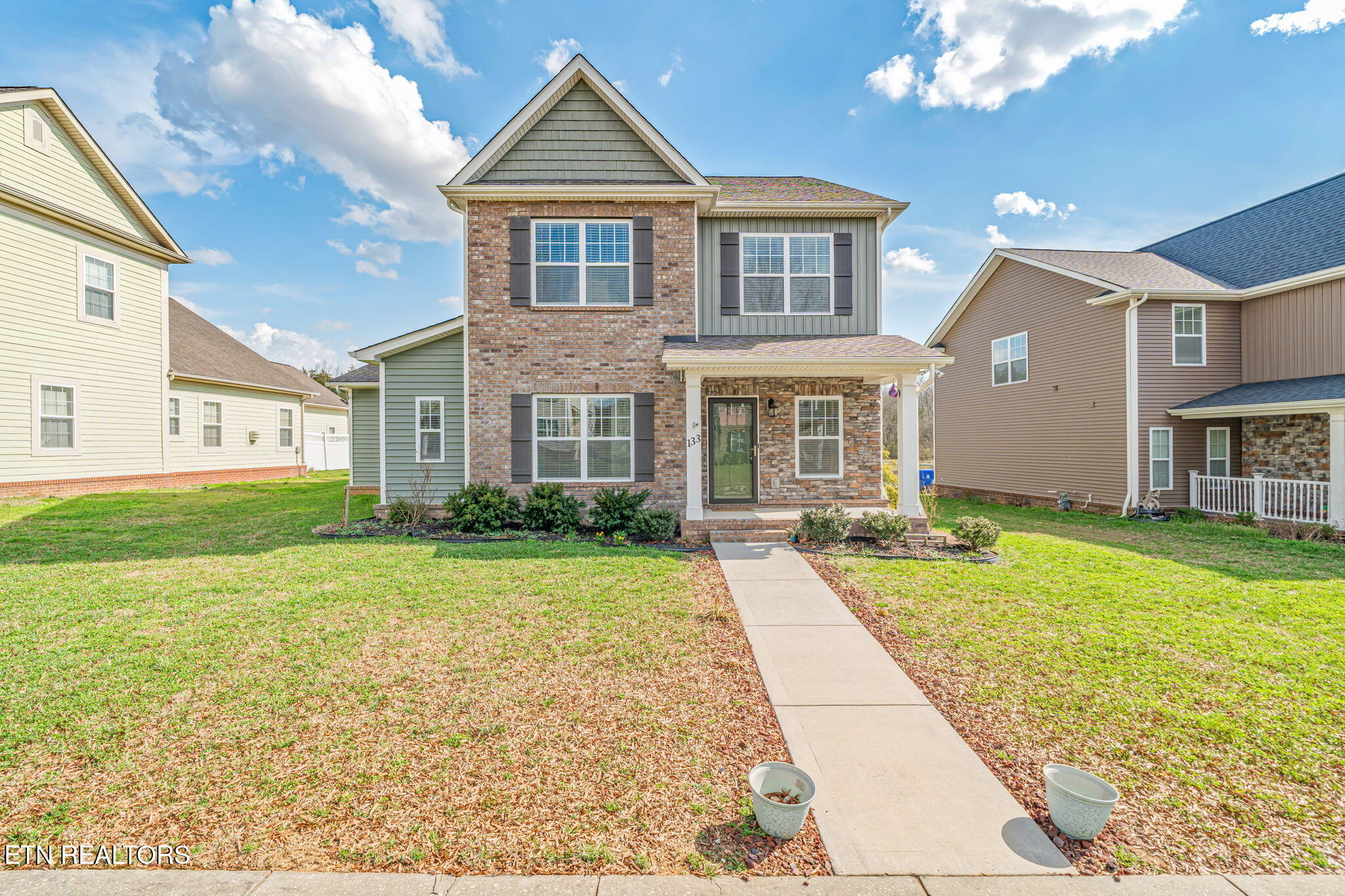 133 Fallberry Street Oak Ridge, TN 37830 - Photo 2 of 60 1-web-or-mls-133 Fallberry Street-2