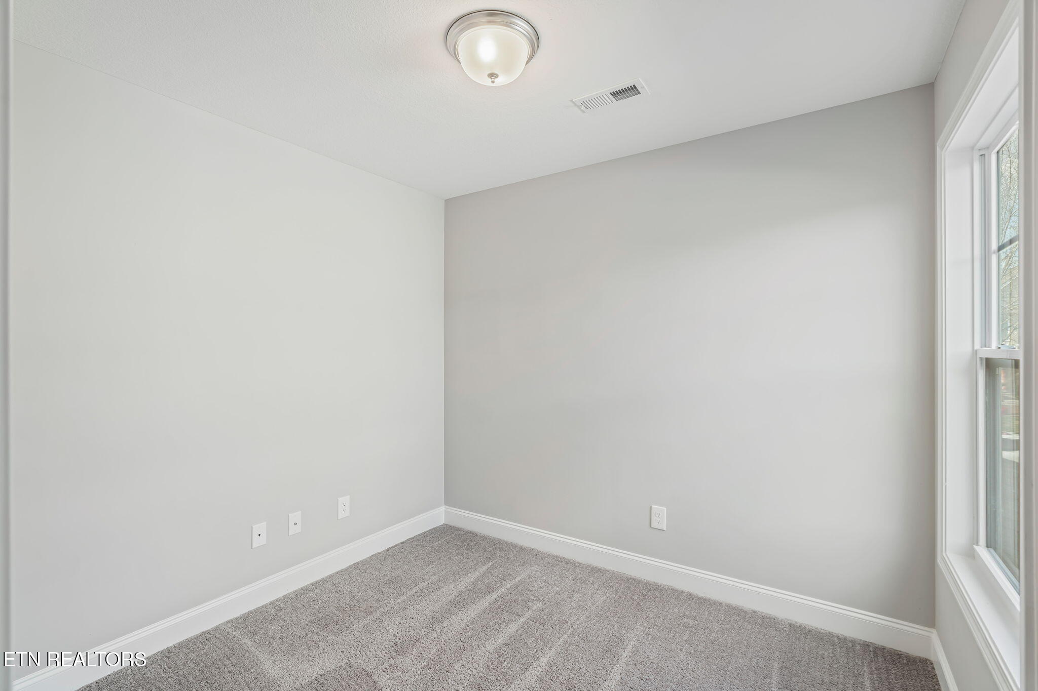 133 Fallberry Street Oak Ridge, TN 37830 - Photo 28 of 60 Office