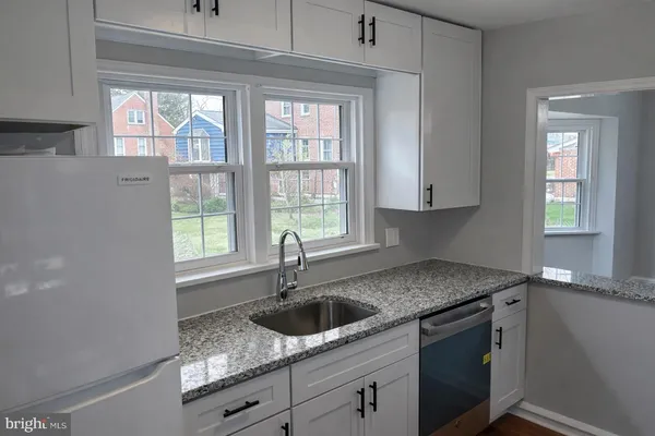 $2,500 | 203 Commonwealth Avenue, Claymont, DE 19703