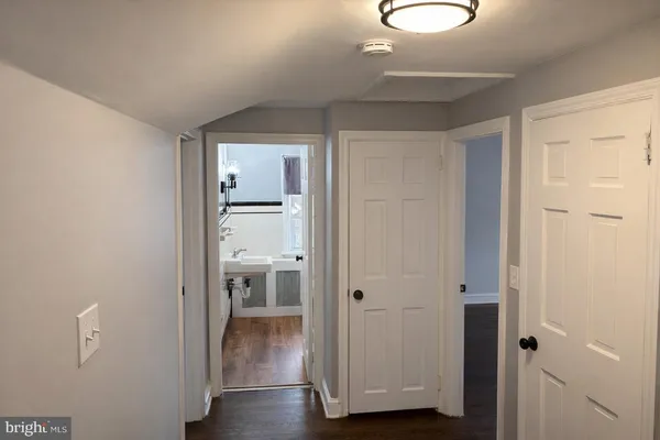 $2,500 | 203 Commonwealth Avenue, Claymont, DE 19703