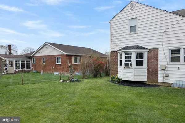 $2,500 | 203 Commonwealth Avenue, Claymont, DE 19703