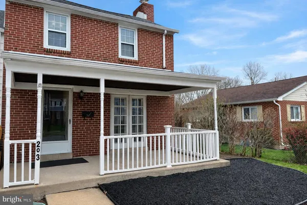 $2,500 | 203 Commonwealth Avenue, Claymont, DE 19703