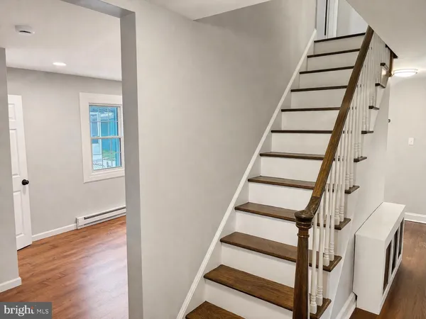 $2,500 | 203 Commonwealth Avenue, Claymont, DE 19703