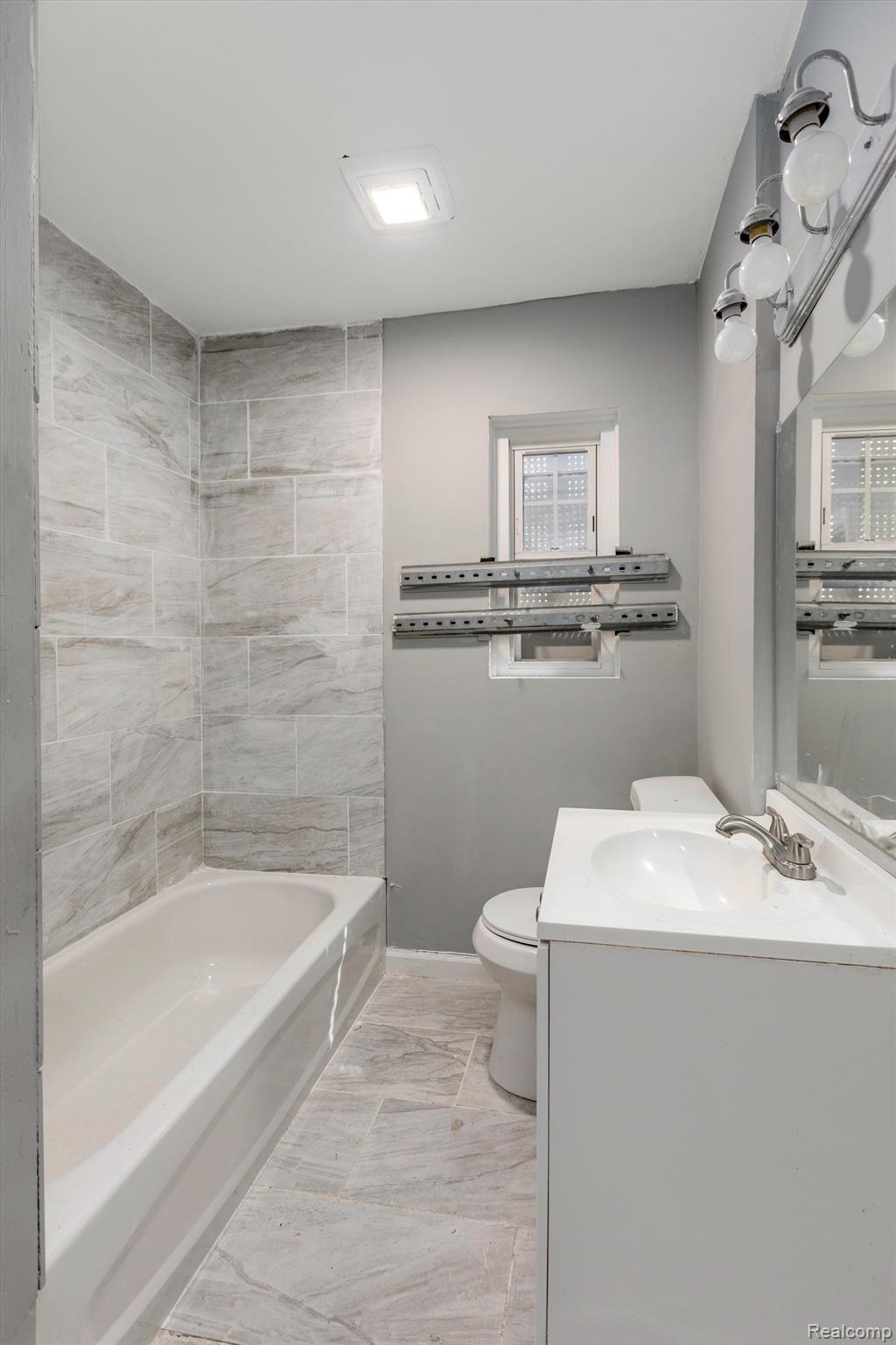 4706 Balfour Road Detroit, MI 48224 - Photo 11 of 27 Gallery Image 11