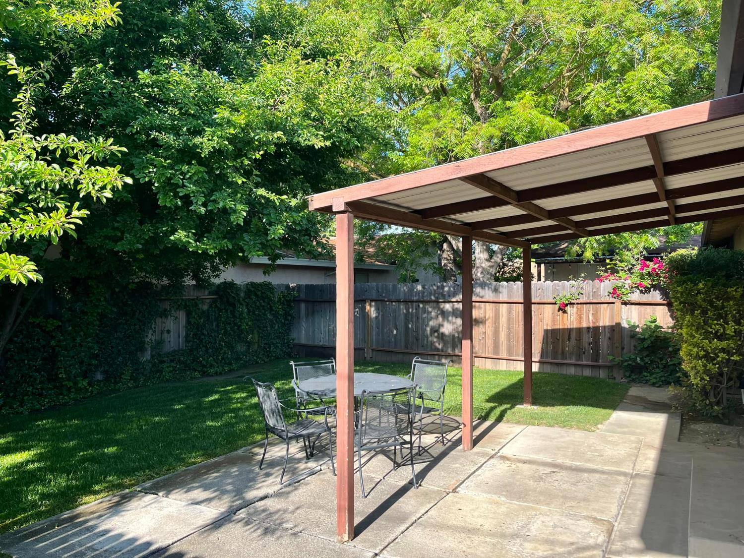 511 West Gibson Road Woodland, CA 95695 - Photo 4 of 5