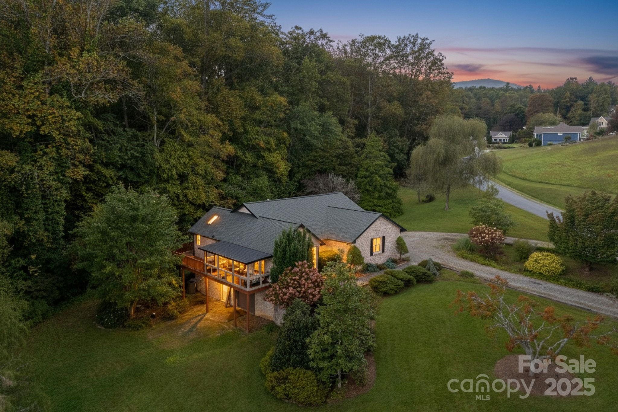 26 Harris Road Fairview, NC 28730 - Photo 1 of 48 Gallery Image 1