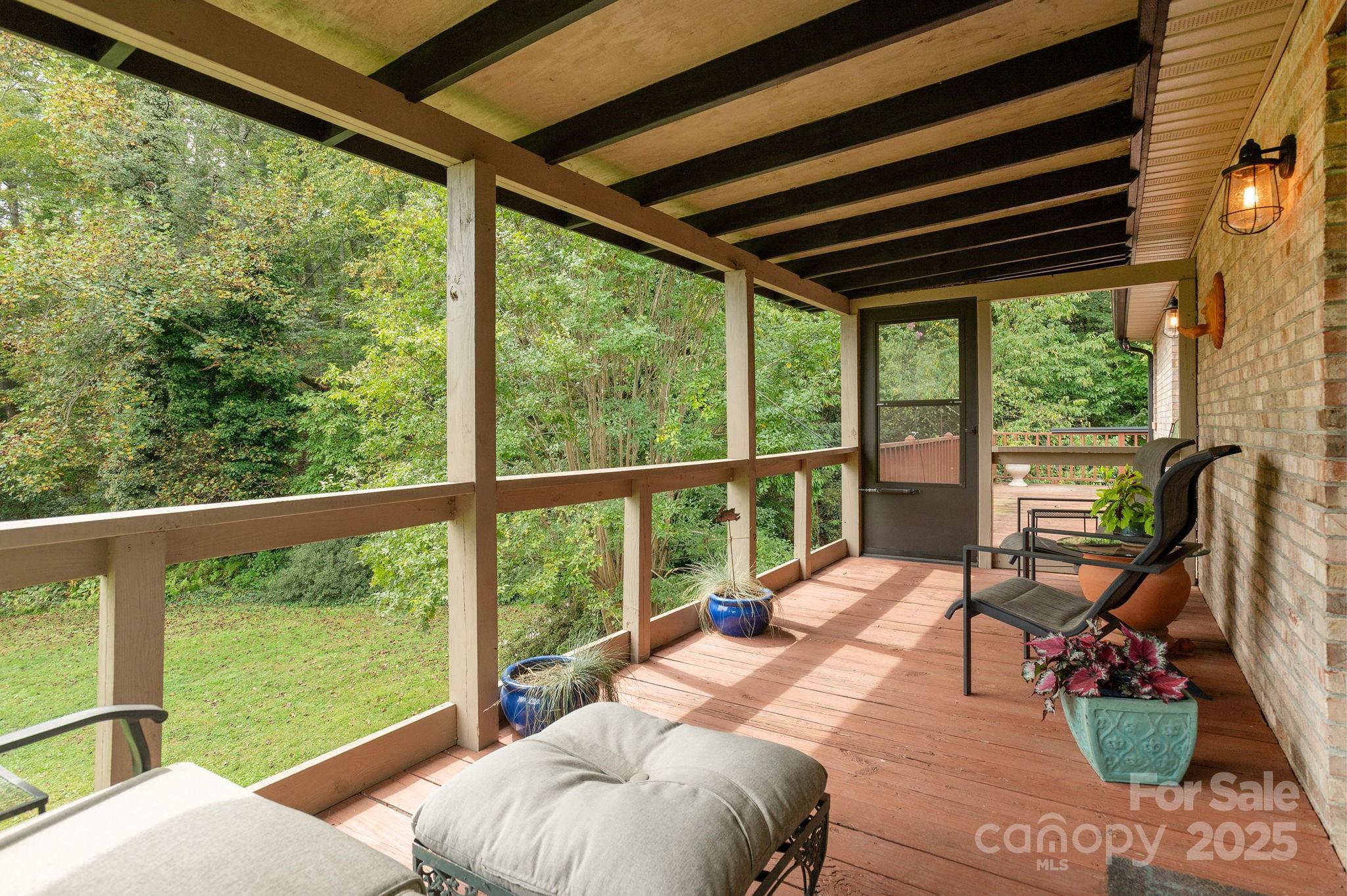 26 Harris Road Fairview, NC 28730 - Photo 13 of 48 Gallery Image 13