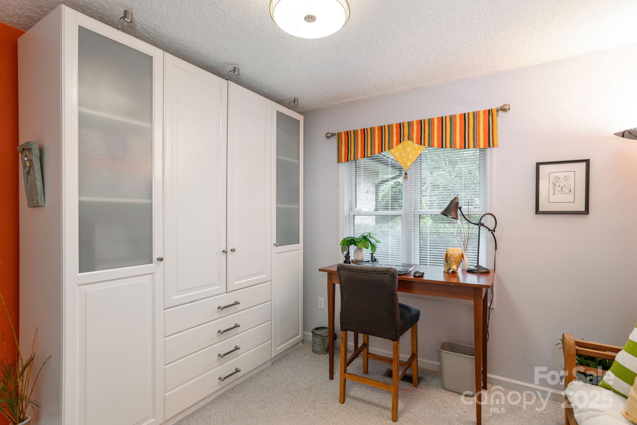 26 Harris Road Fairview, NC 28730 - Photo 27 of 48 Gallery Image 27